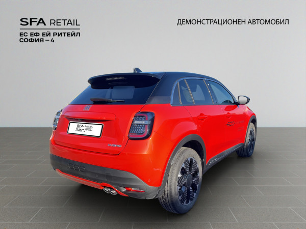 Fiat 600 LA PRIMA 1.2 100 KW 145 hp FWD MHEV 6DCT — снимка 5