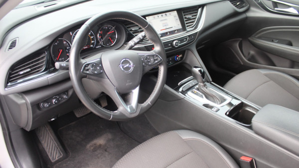 Opel INSIGNIA SPORTS TOURER 2.0 DTH 170HP EAT — снимка 5