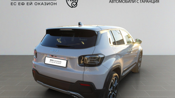 Jeep AVENGER SUMMIT 1.2 e-Hybrid 48V Petrol 100 hp 6-DCT — снимка 3