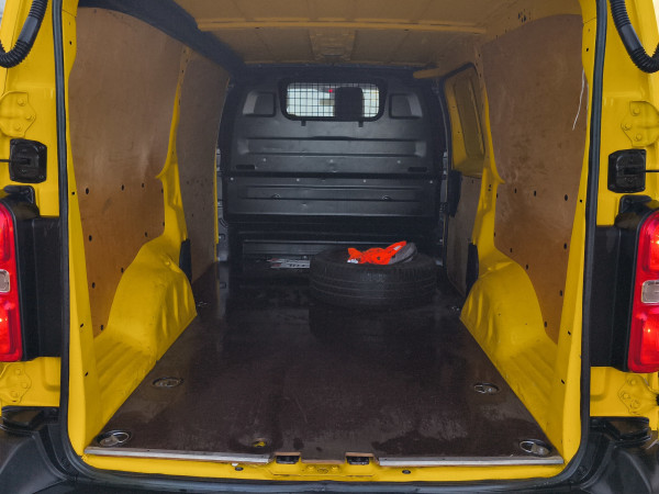 Peugeot Expert товарен Long 2.0 BlueHDi 120 S&S BV6 — снимка 2