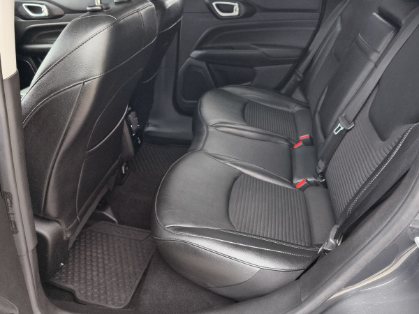 Jeep COMPASS LIMITED 1.5 e-Hybrid 48V Petrol 130 hp 7-DCT — снимка 4