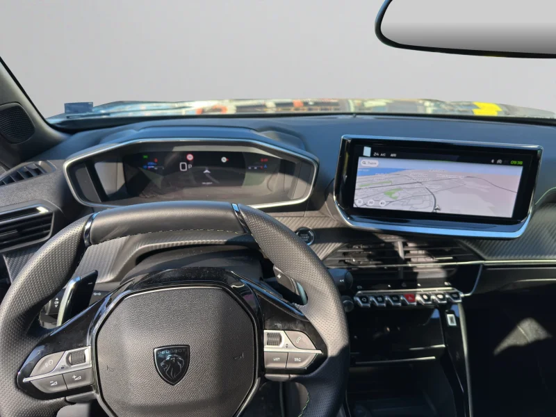 Peugeot 2008 GТ — снимка 7