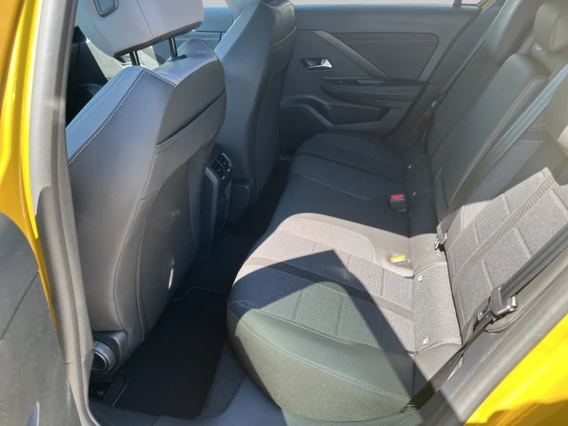 Opel ASTRA GS — снимка 6