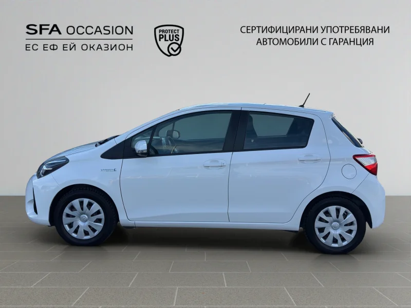 Toyota YARIS HYBRID 1.5E / 75HP EAT E6 — снимка 8
