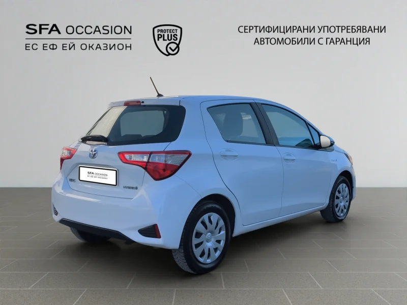 Toyota YARIS HYBRID 1.5E / 75HP EAT E6 — снимка 5