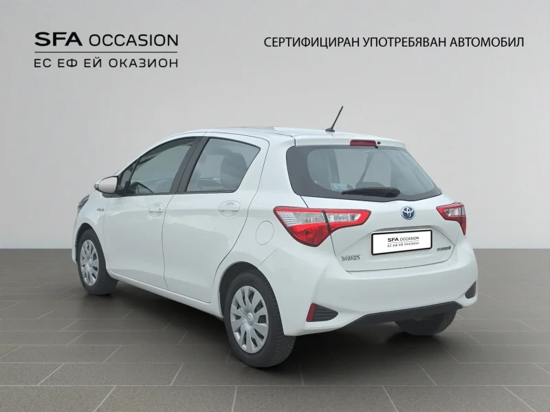 Toyota YARIS HYBRID 1.5E / 75HP EAT E6 — снимка 7