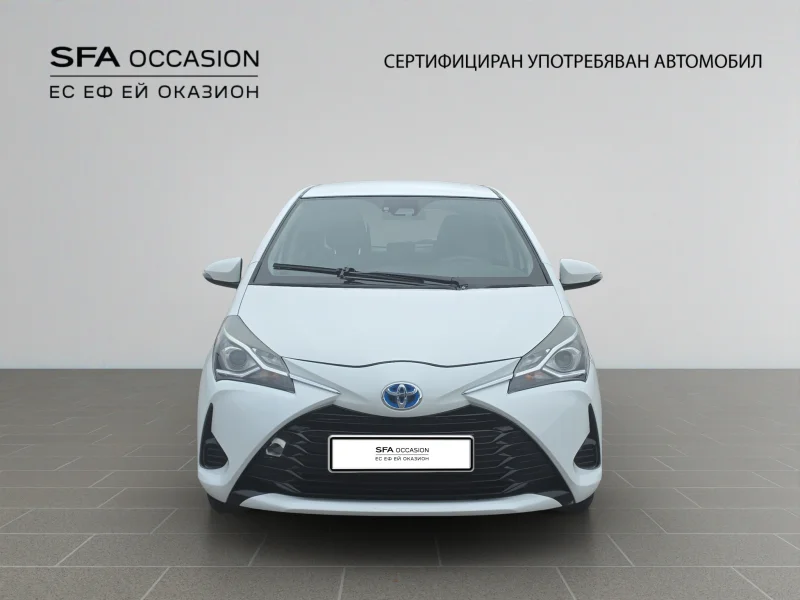 Toyota YARIS HYBRID 1.5E / 75HP EAT E6 — снимка 2