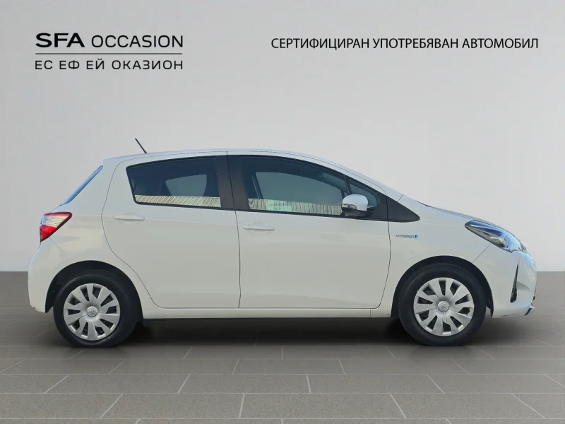 Toyota YARIS HYBRID 1.5E / 75HP EAT E6 — снимка 4