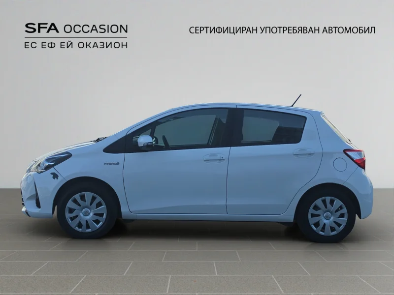 Toyota YARIS HYBRID 1.5E / 75HP EAT E6 — снимка 8