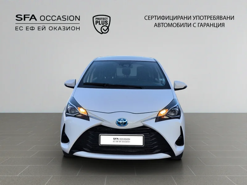 Toyota YARIS HYBRID 1.5E / 75HP EAT E6 — снимка 2