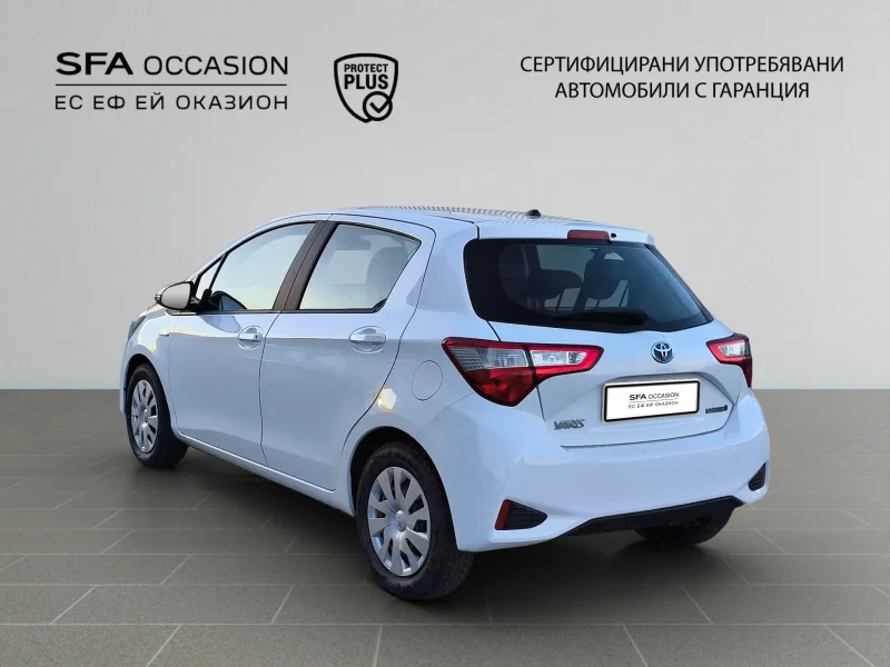 Toyota YARIS HYBRID 1.5E / 75HP EAT E6 — снимка 7