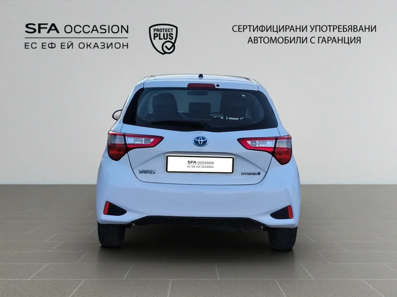 Toyota YARIS HYBRID 1.5E / 75HP EAT E6 — снимка 6